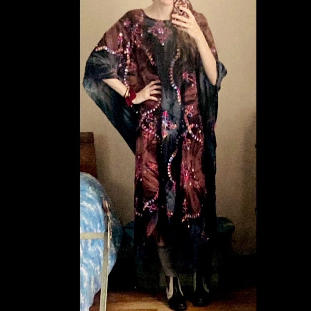 Boho Embroidered Water Color Fringe Caftan Dress - Picture 5 of 8